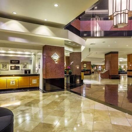 Condotel With Free Parking Wifi Central Ac Гонолулу Экстерьер фото